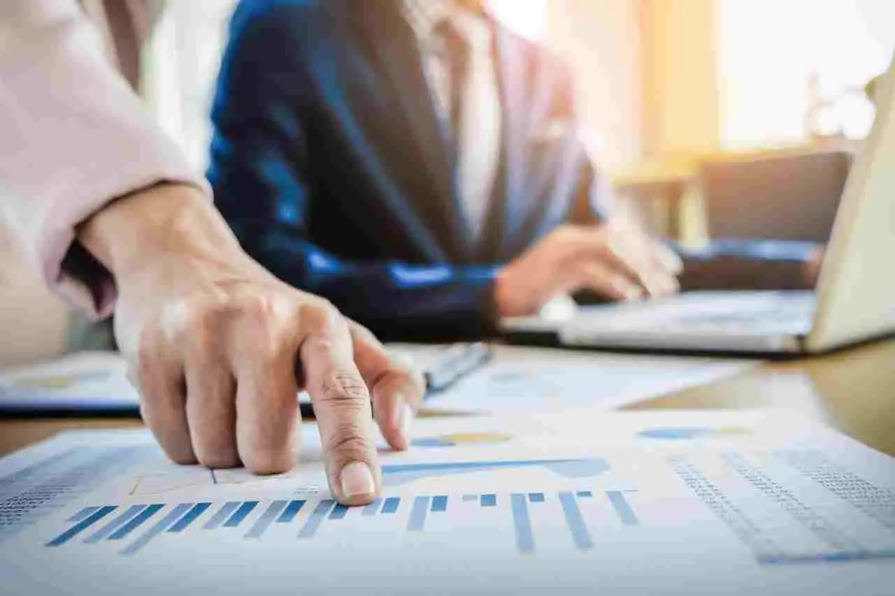 Attenzione al foglio delle spese condominiali: ecco dove si nascondono gli errori